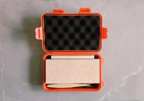 "BUSH LIFE" Field Kit. - Image 2